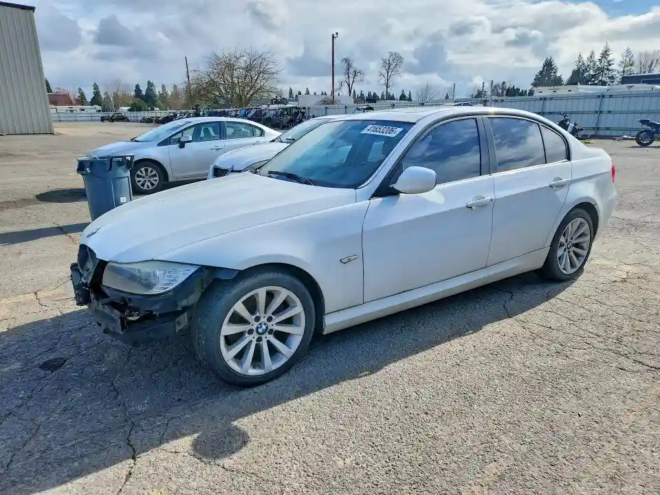 WBAPH7C52AA175897 2010 BMW 3 SERIES-0