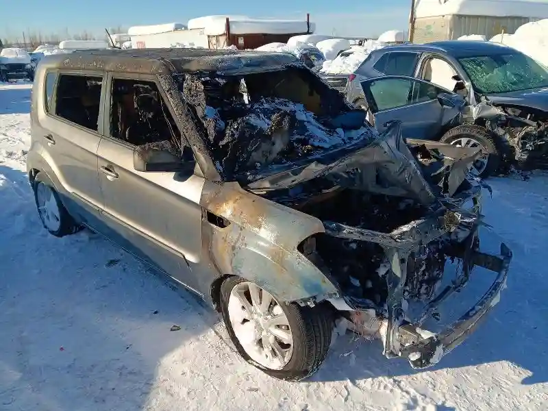KNDJT2A5XD7614228 2013 KIA SOUL-3