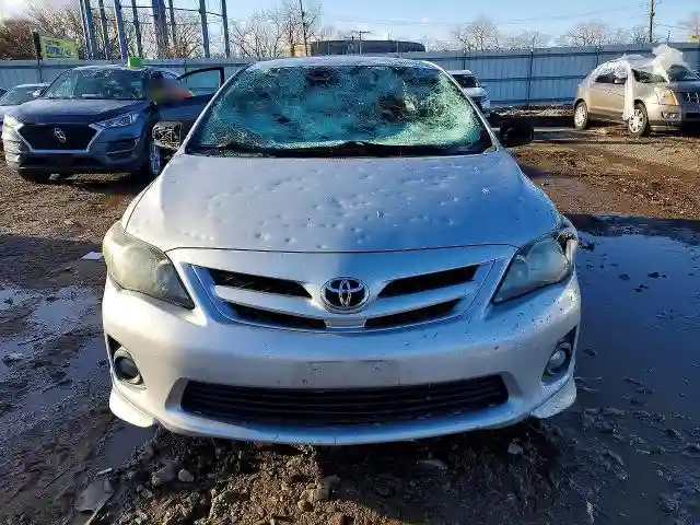5YFBU4EE4DP210332 2013 TOYOTA COROLLA-4