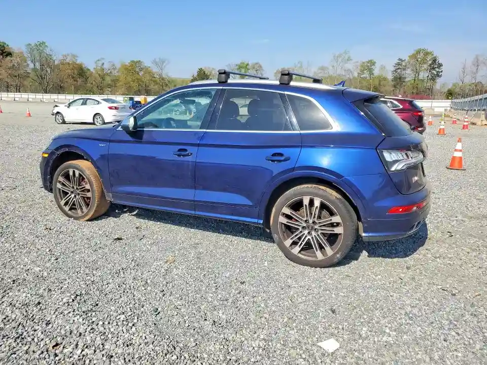 WA1A4AFY1J2008944 2018 AUDI SQ5-1