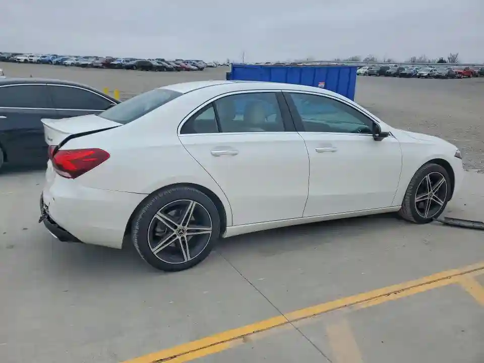 WDD3G4FB4KW020783 2019 MERCEDES-BENZ A-CLASS-2