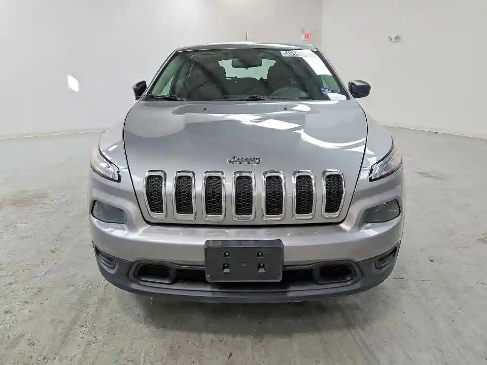 1C4PJMAB0HW655335 2017 JEEP GRAND CHEROKEE-4