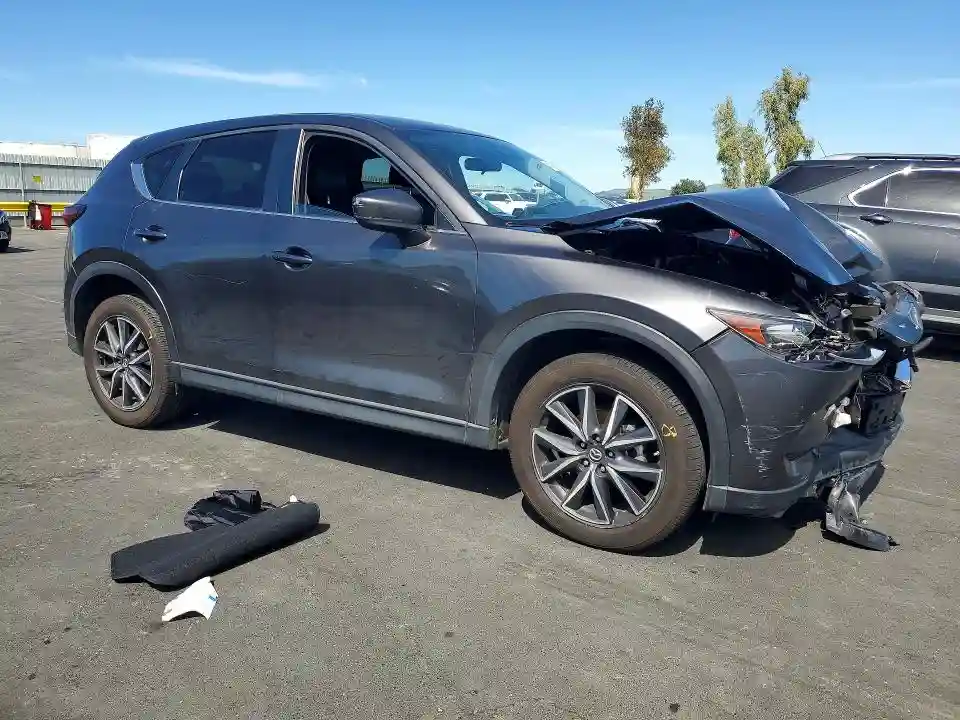 JM3KFACM5J1431528 2018 MAZDA CX-5-3