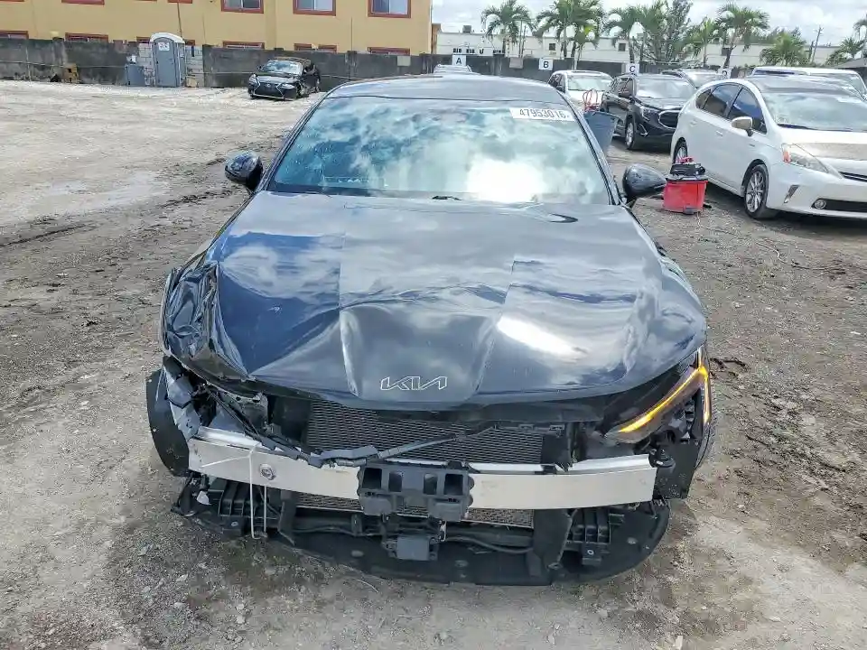 KNAG64J71S5299856 2025 KIA K5 GT-LINE-4