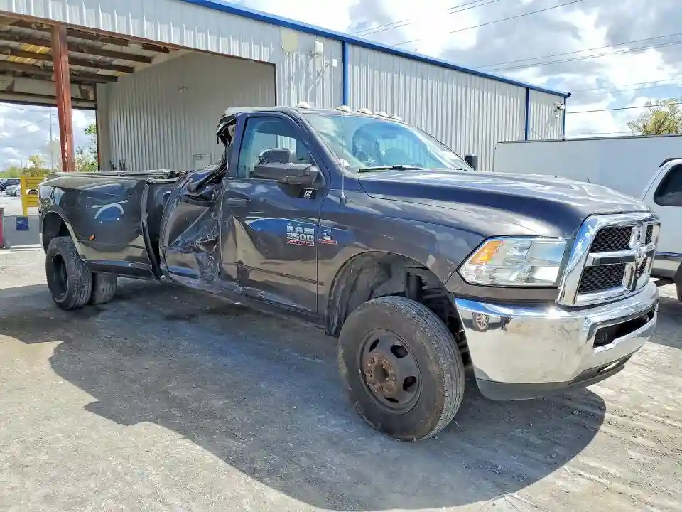 3C63RRGL3JG383735 2018 RAM 3500-3