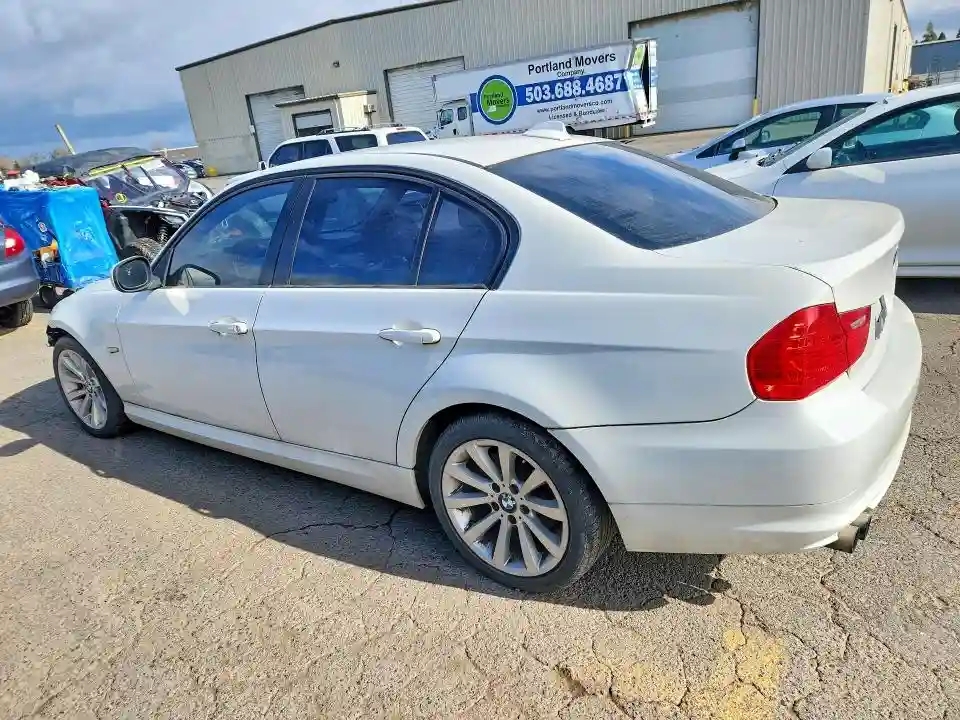 WBAPH7C52AA175897 2010 BMW 3 SERIES-1