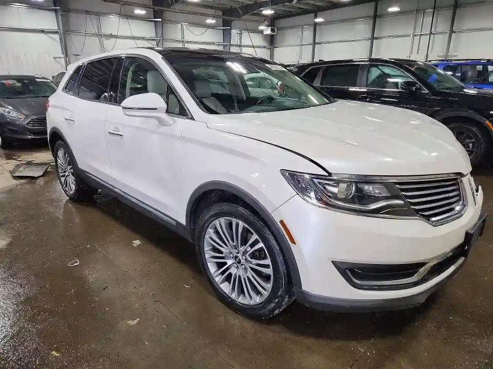 2LMTJ8LR1GBL43556 2016 LINCOLN MKX-3