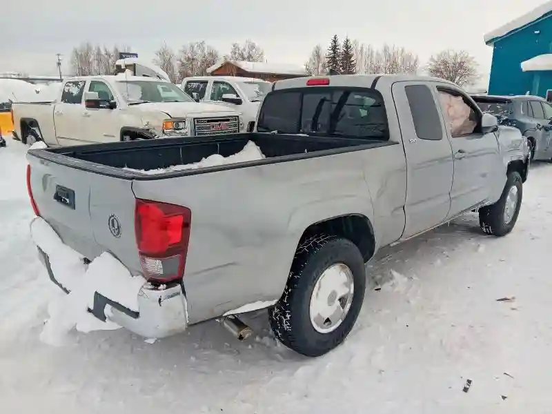 5TFRX5GN9JX117912 2018 TOYOTA TACOMA-2