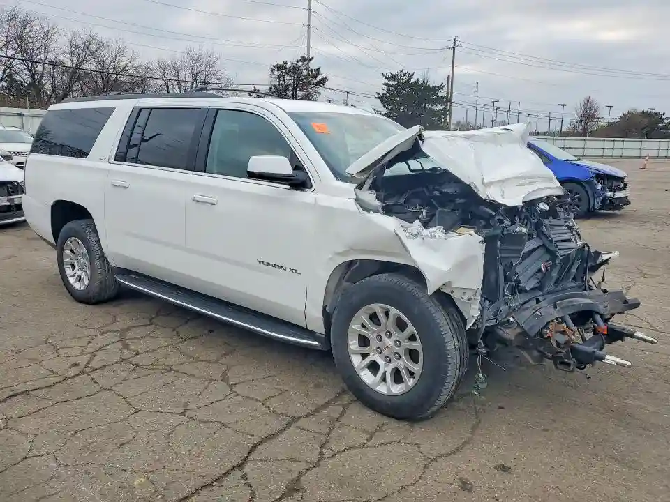 1GKS2GKC3HR177947 2017 GMC YUKON-3