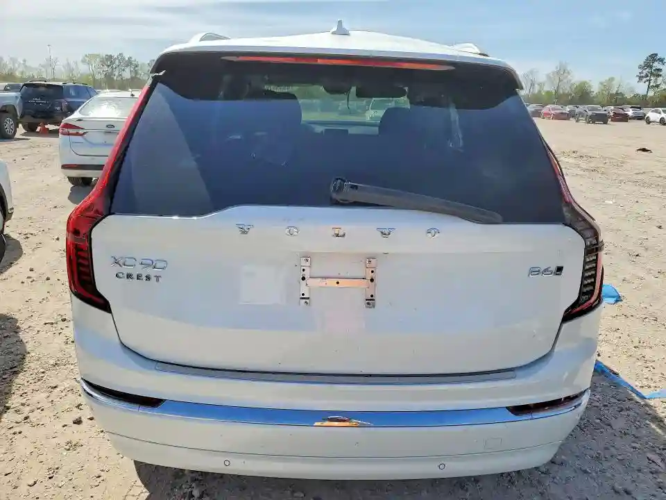 YV4062PB7S1372799 2025 VOLVO XC90-5