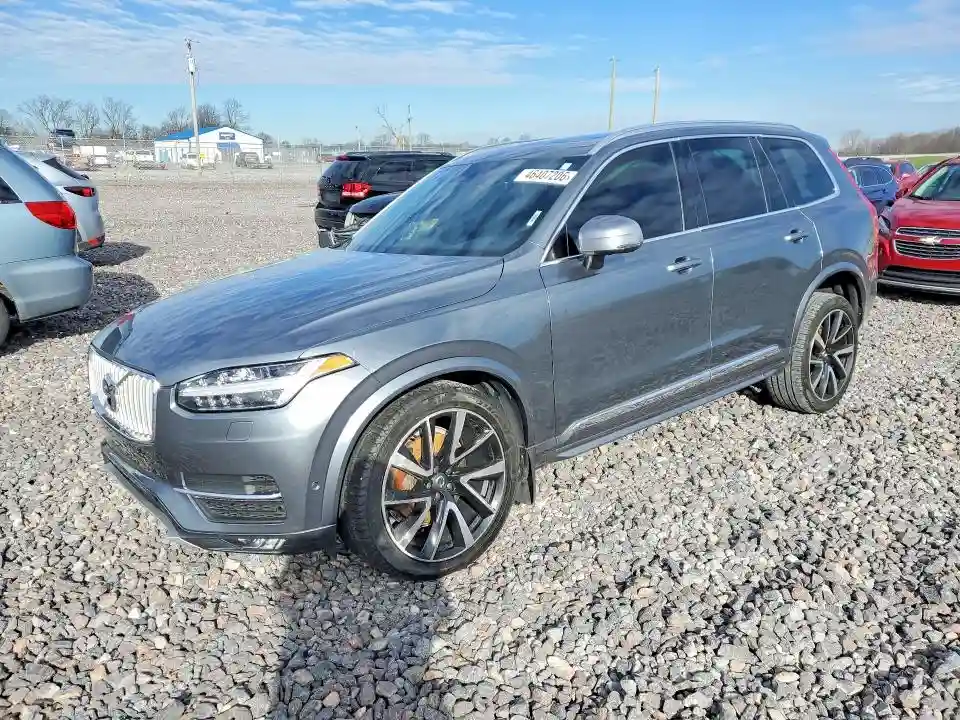 YV4A22PL8J1201731 2018 VOLVO XC90-0