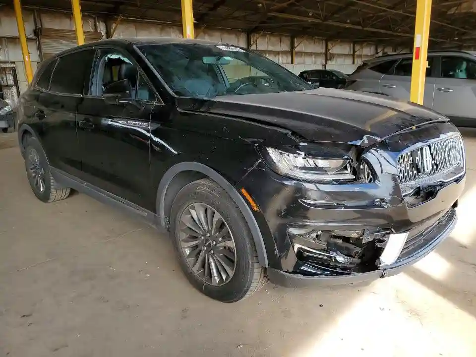2LMPJ8J92LBL30944 2020 LINCOLN NAUTILUS-3