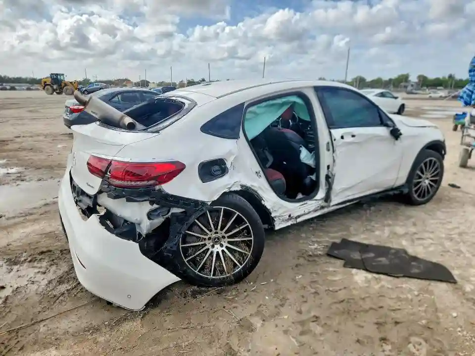 W1N0J8EB9PG128026 2023 MERCEDES-BENZ GLC-CLASS-2