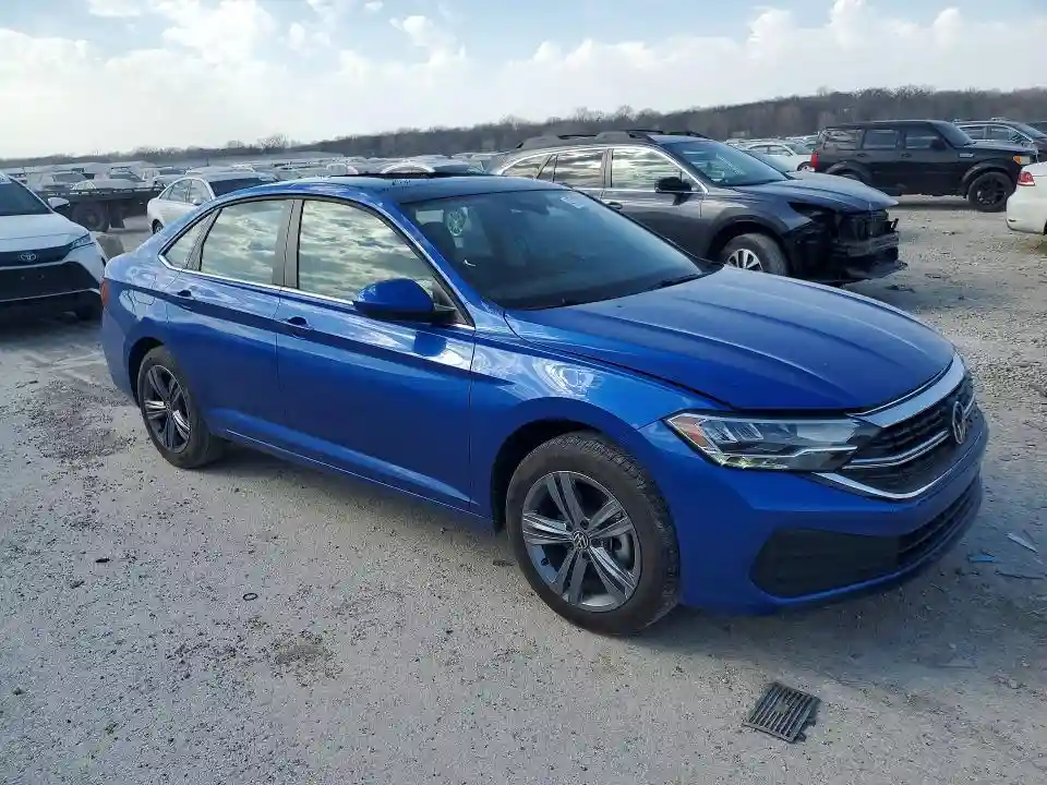 3VW7M7BU4RM056896 2024 VOLKSWAGEN JETTA-3