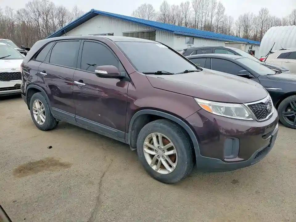 5XYKT3A64FG641434 2015 KIA SORENTO-3