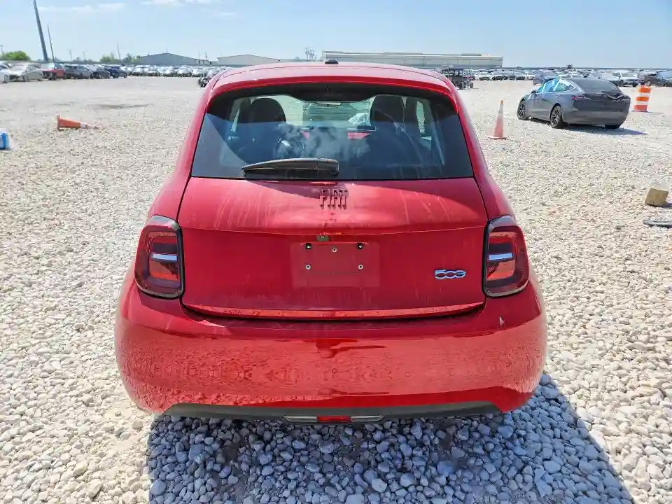 ZFAFFAA48RX209773 2024 FIAT 500-5