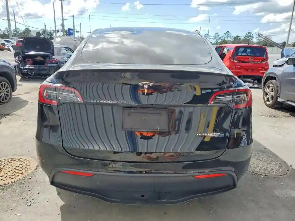 7SAYGDEF9NF463754 2022 TESLA MODEL Y-5