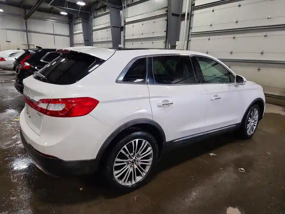 2LMTJ8LR1GBL43556 2016 LINCOLN MKX-2
