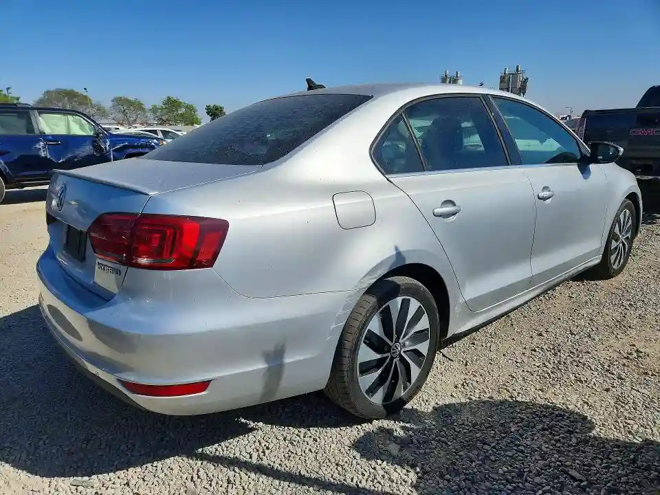 3VW637AJ6EM266853 2014 VOLKSWAGEN JETTA-2