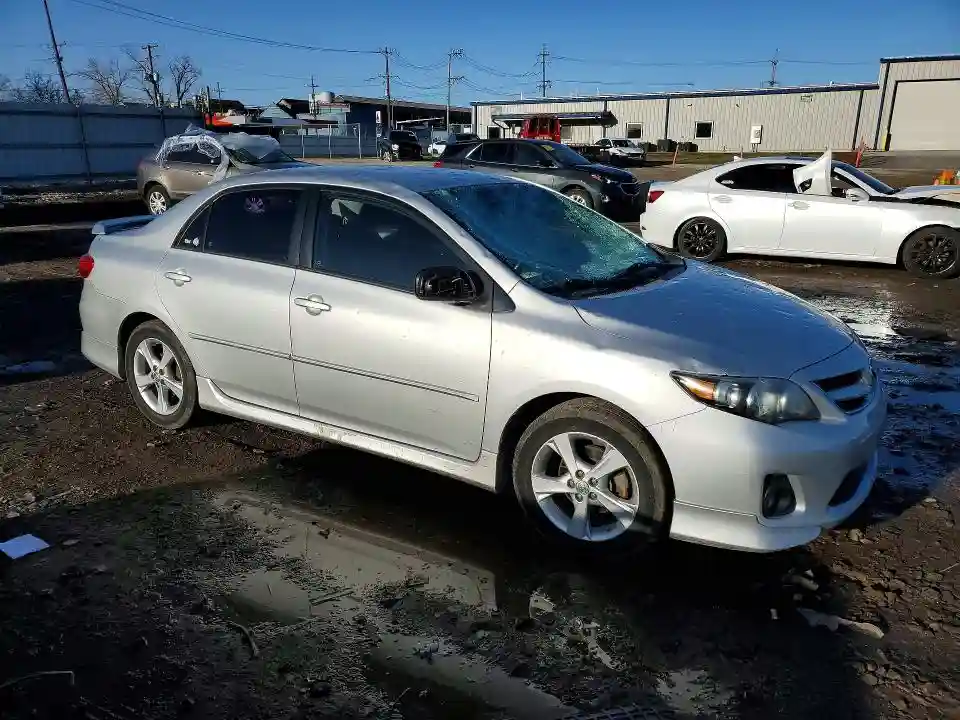 5YFBU4EE4DP210332 2013 TOYOTA COROLLA-3