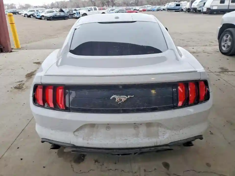 1FA6P8TH9J5156151 2018 FORD MUSTANG-5