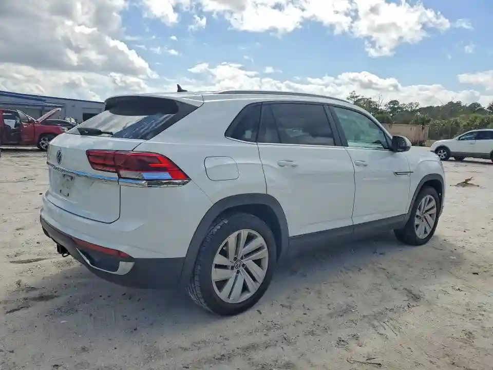 1V2YE2CA6LC220183 2020 VOLKSWAGEN ATLAS CROSS SPORT-2