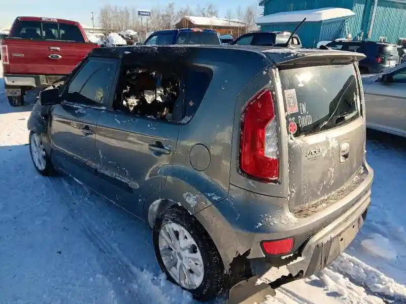 KNDJT2A5XD7614228 2013 KIA SOUL-1
