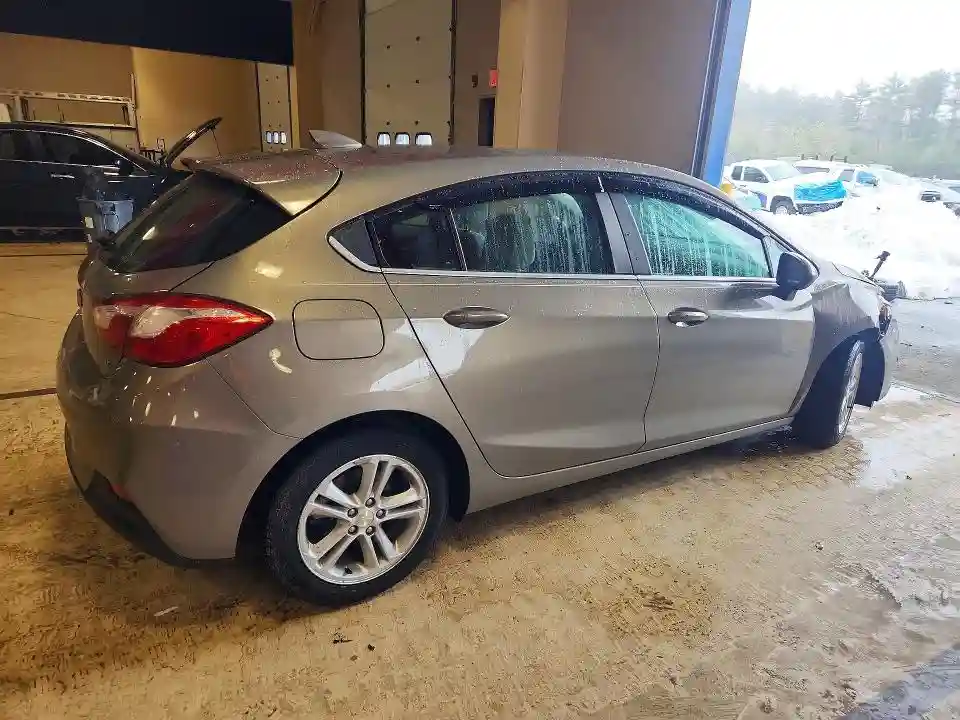 3G1BE6SM6HS565573 2017 CHEVROLET CRUZE-2