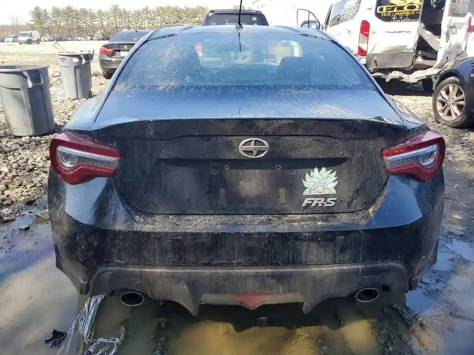 JF1ZNAA16D2709912 2013 SCION FRS-5