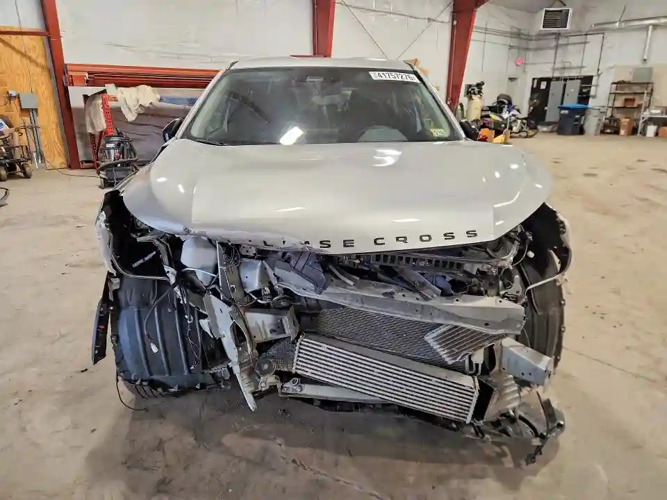 JA4ATVAA9PZ028833 2023 MITSUBISHI ECLIPSE-4