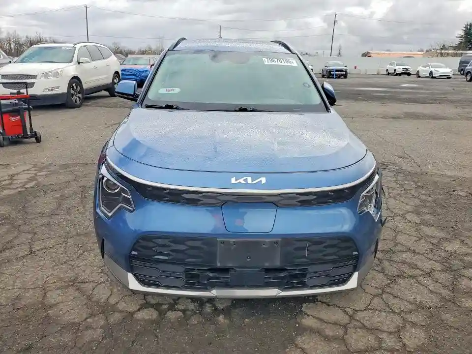 KNDCR3L17R5125635 2024 KIA NIRO EV WI-4