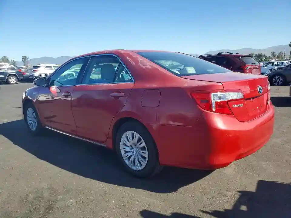 4T1BD1FK8EU136934 2014 TOYOTA CAMRY SOLA-1