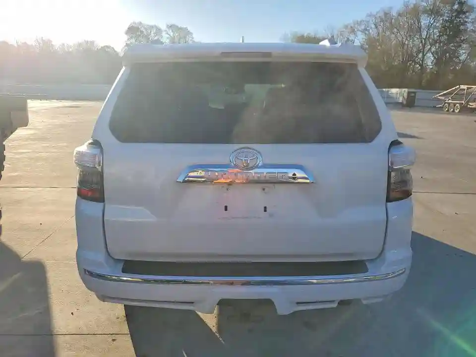 JTEBU5JRXJ5605036 2018 TOYOTA 4RUNNER-5