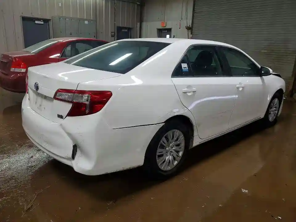 4T1BD1FK7EU114925 2014 TOYOTA CAMRY SOLA-2