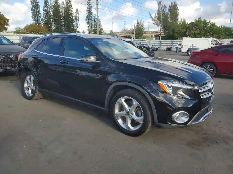 WDCTG4EB7JJ530353 2018 MERCEDES-BENZ GLA-CLASS-3