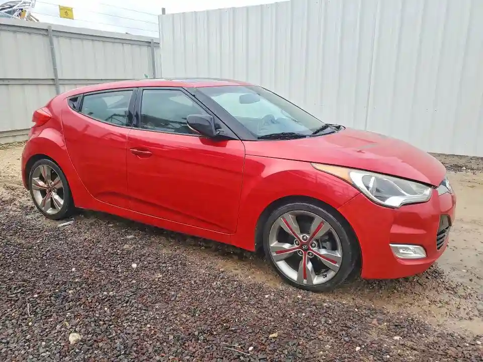 KMHTC6AD9DU088212 2013 HYUNDAI VELOSTER-3