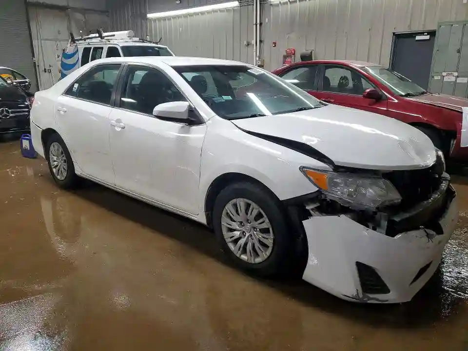 4T1BD1FK7EU114925 2014 TOYOTA CAMRY SOLA-3