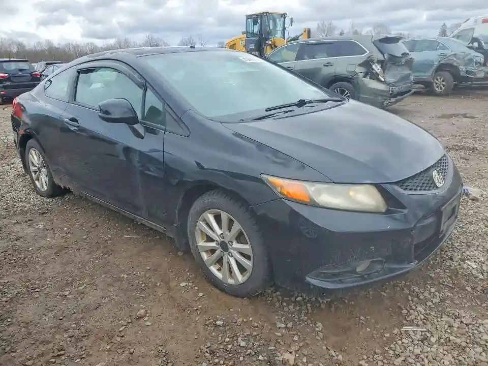 2HGFG3B82CH527176 2012 HONDA CIVIC-3