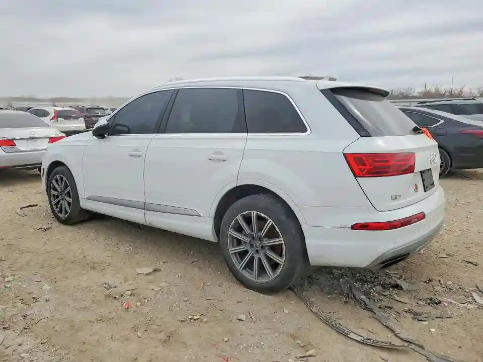 WA1LAAF72HD037697 2017 AUDI Q7-1