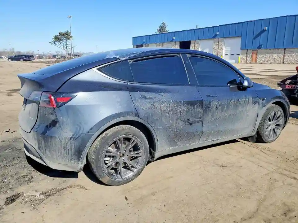 7SAYGDEE9SF300007 2025 TESLA MODEL Y-2