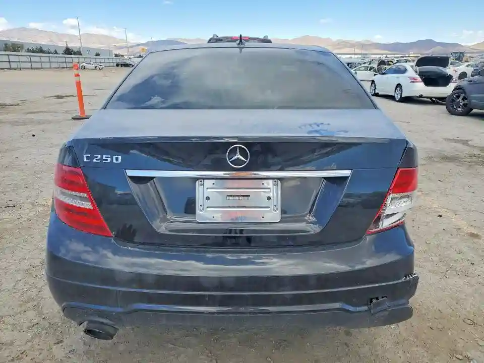 WDDGF4HB9EA966526 2014 MERCEDES-BENZ C-CLASS-5