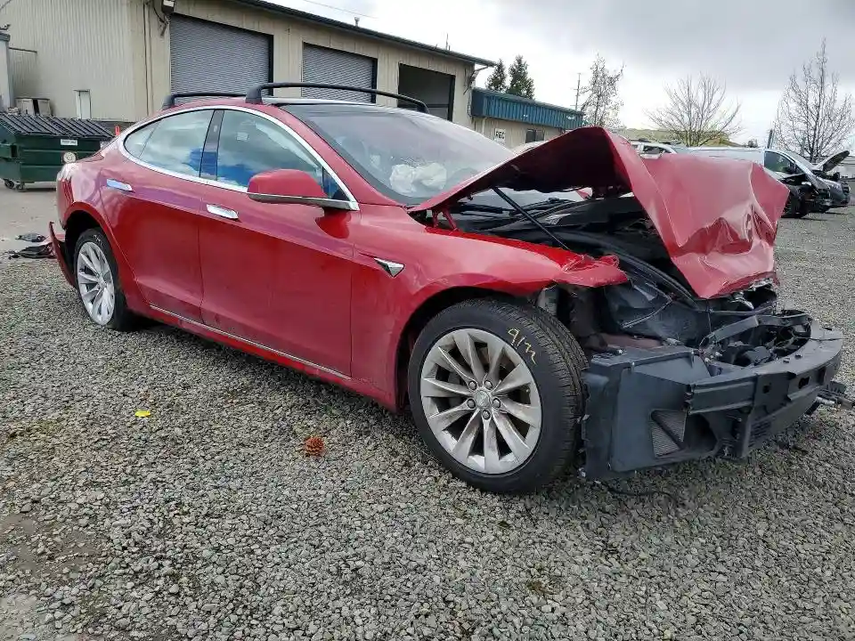 5YJSA1E25JF259849 2018 TESLA MODEL S-3