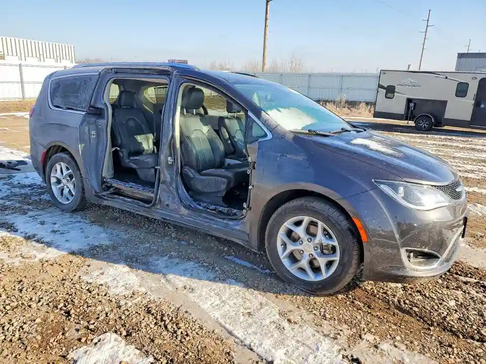 2C4RC1BG4LR109893 2020 CHRYSLER PACIFICA-3