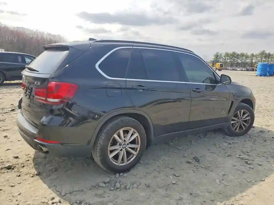 5UXKS4C5XF0N06699 2015 BMW X5-2