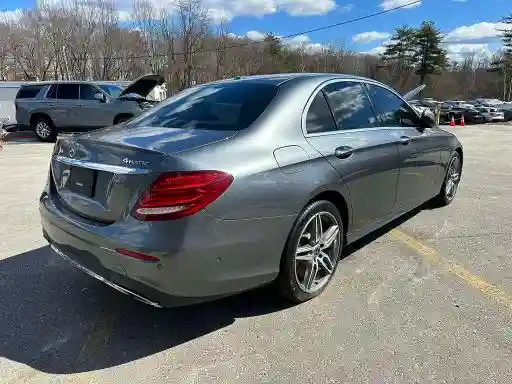 WDDZF6GB8JA360831 2018 MERCEDES-BENZ E-CLASS-2