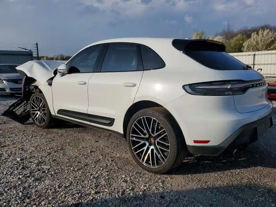 WP1AA2A55RLB10611 2024 PORSCHE MACAN BASE-1
