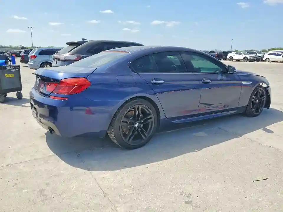 WBA6D0C34HG639809 2017 BMW 640-2