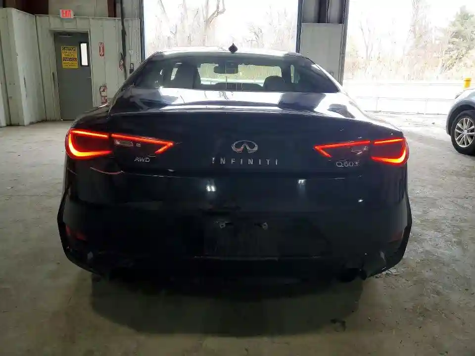 JN1FV7EL7JM631171 2018 INFINITI Q60-5