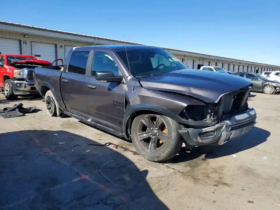 1C6RR7LG4NS140585 2022 RAM 1500 CLASSIC-3