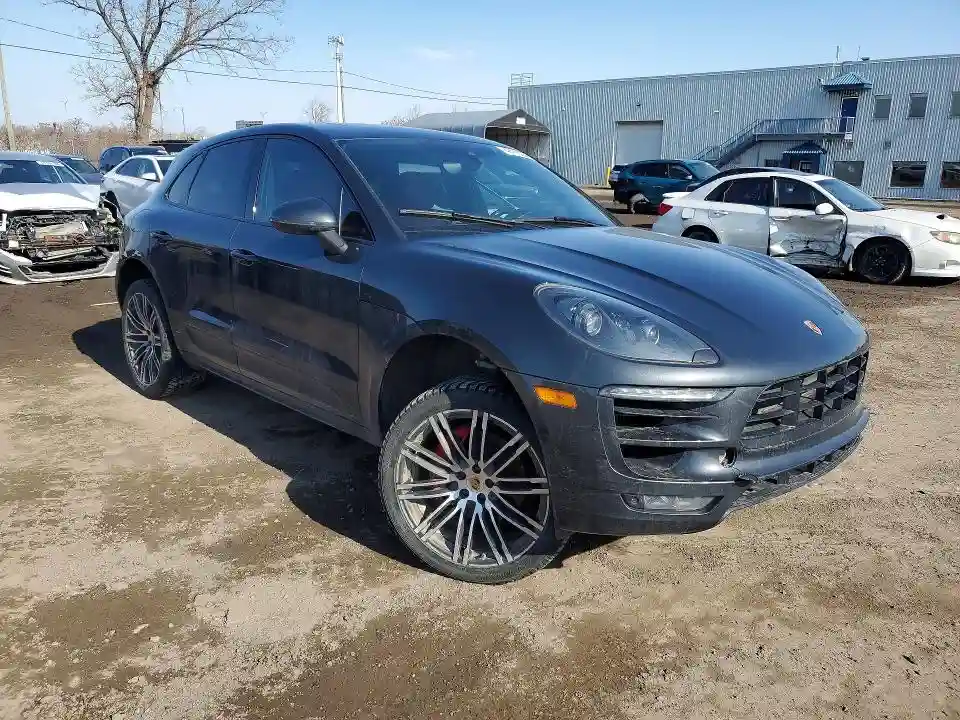 WP1AG2A55HLB54704 2017 PORSCHE MACAN-3